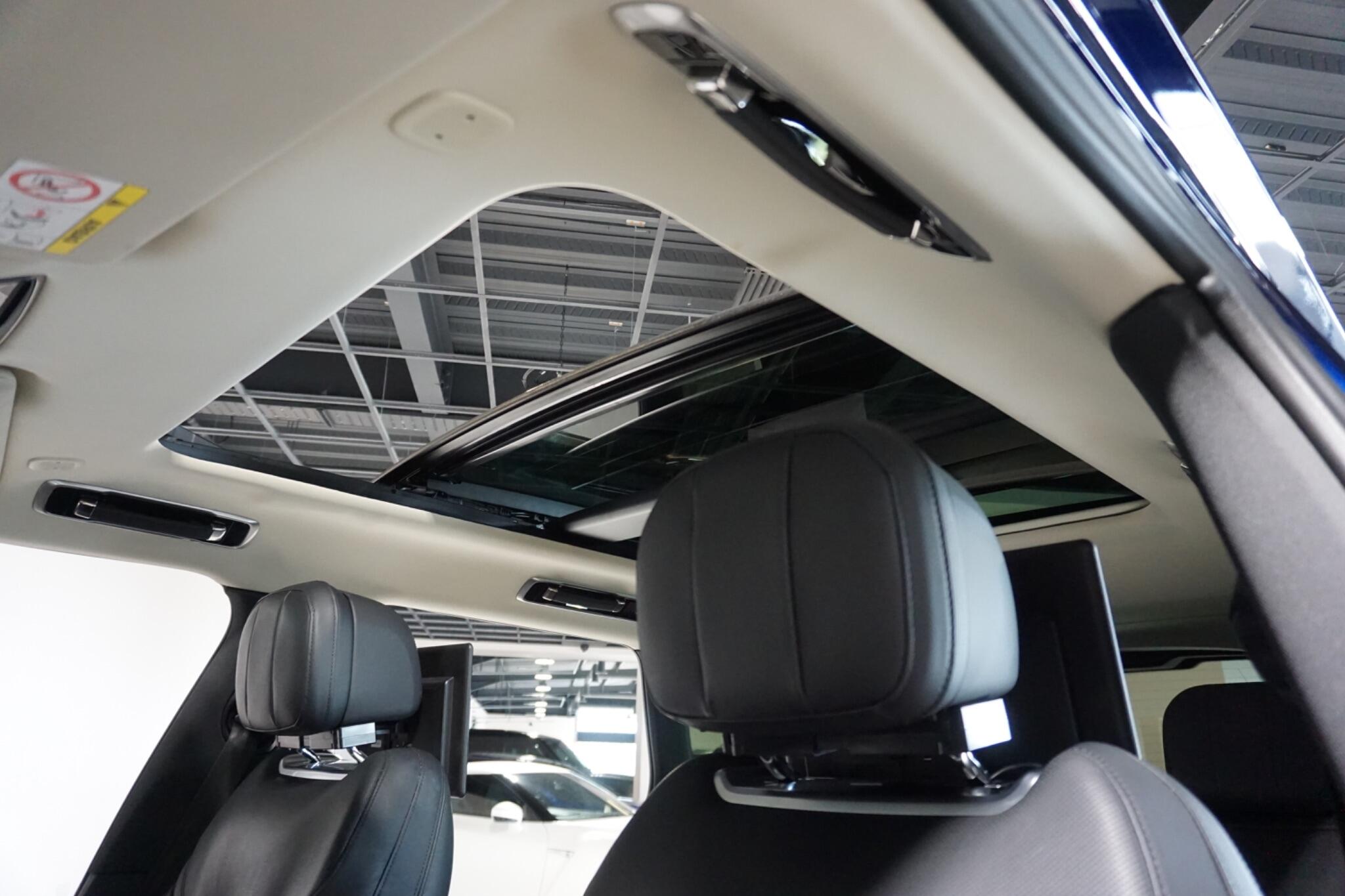 Land Rover Range Rover 3.0 P440e 38.2kWh HSE SUV 5dr Petrol Plug-in Hybrid Auto 4WD Euro 6 (s/s) (440 ps)